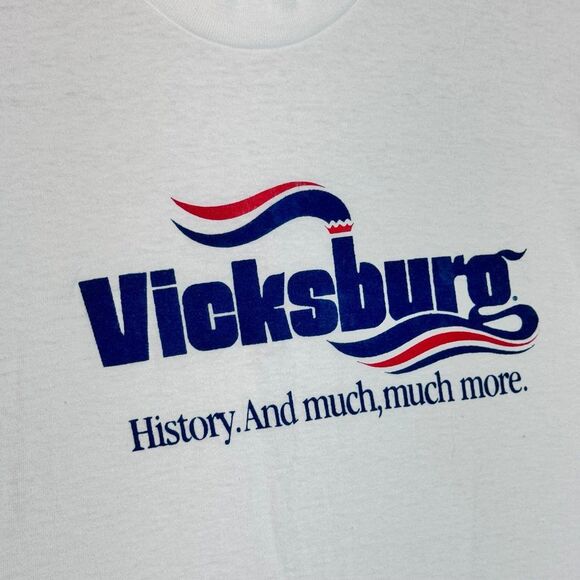 Vintage Lee Total Cotton Mens VICKSBURO print logo white T-Shirt Size large - Picture 6 of 11